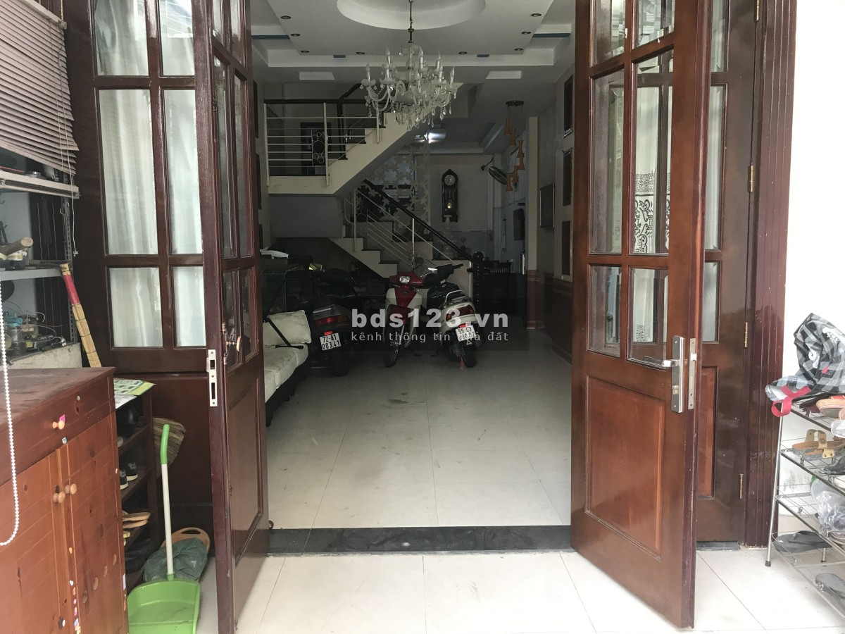 Cho thuê nhà HXH 6m Phạm Văn Chiêu gò vấp full nội thất 250m2 giá tốt