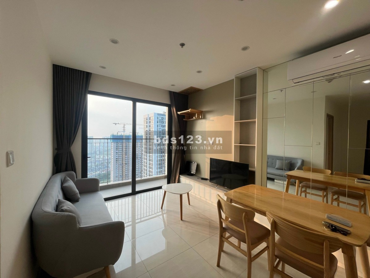 Bán căn 2N1VS toà S301 Vinhomes Smart City chỉ 2.3x tỷ bao phí full đồ gần nhà để xe nổi