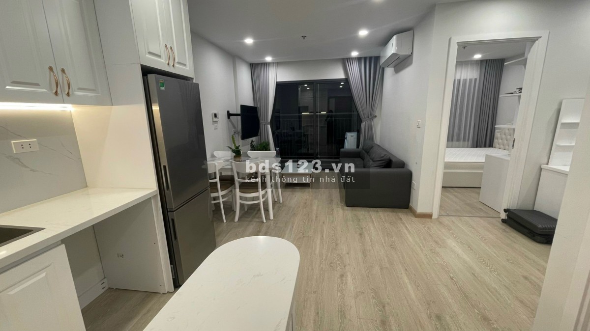 Cần tiền bán gấp căn hộ chung cư 1N+ Full nội thất xịn Imperia Vinhomes Smart City