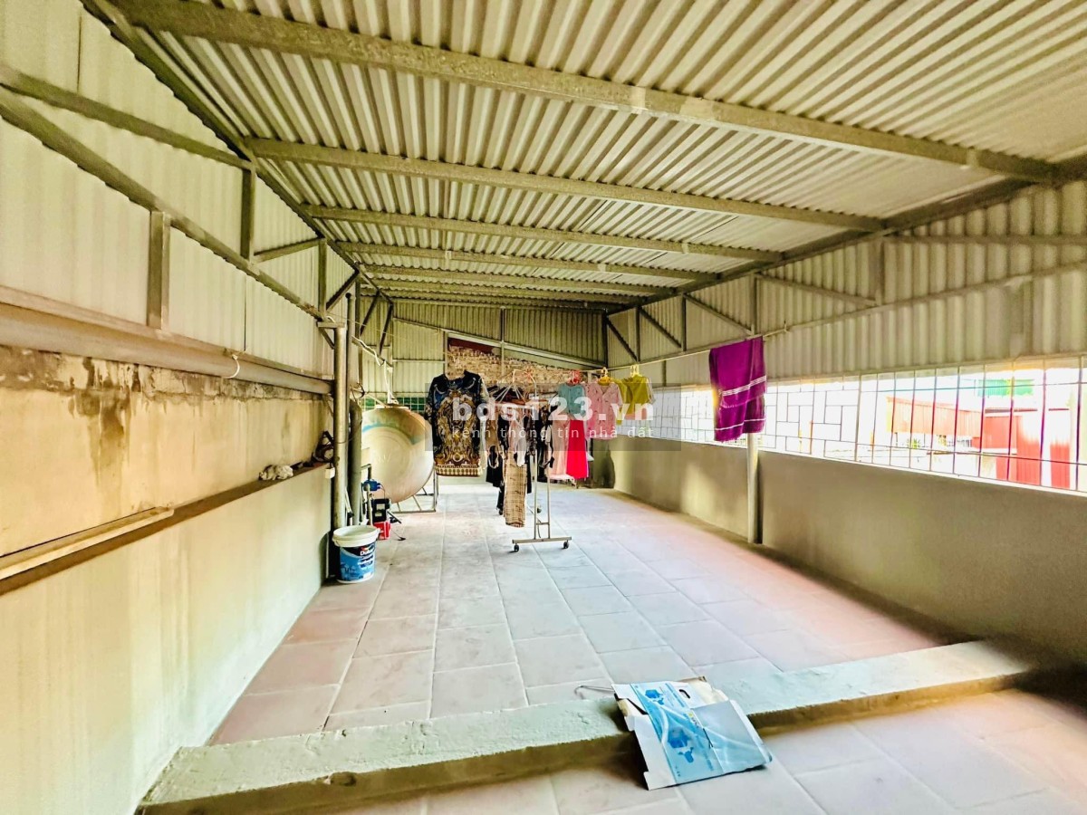 HOT bán nhà Lê Thanh Nghị, Hai Bà Trưng DT 50m² x 4 tầng, giá hơn 4 tỷ