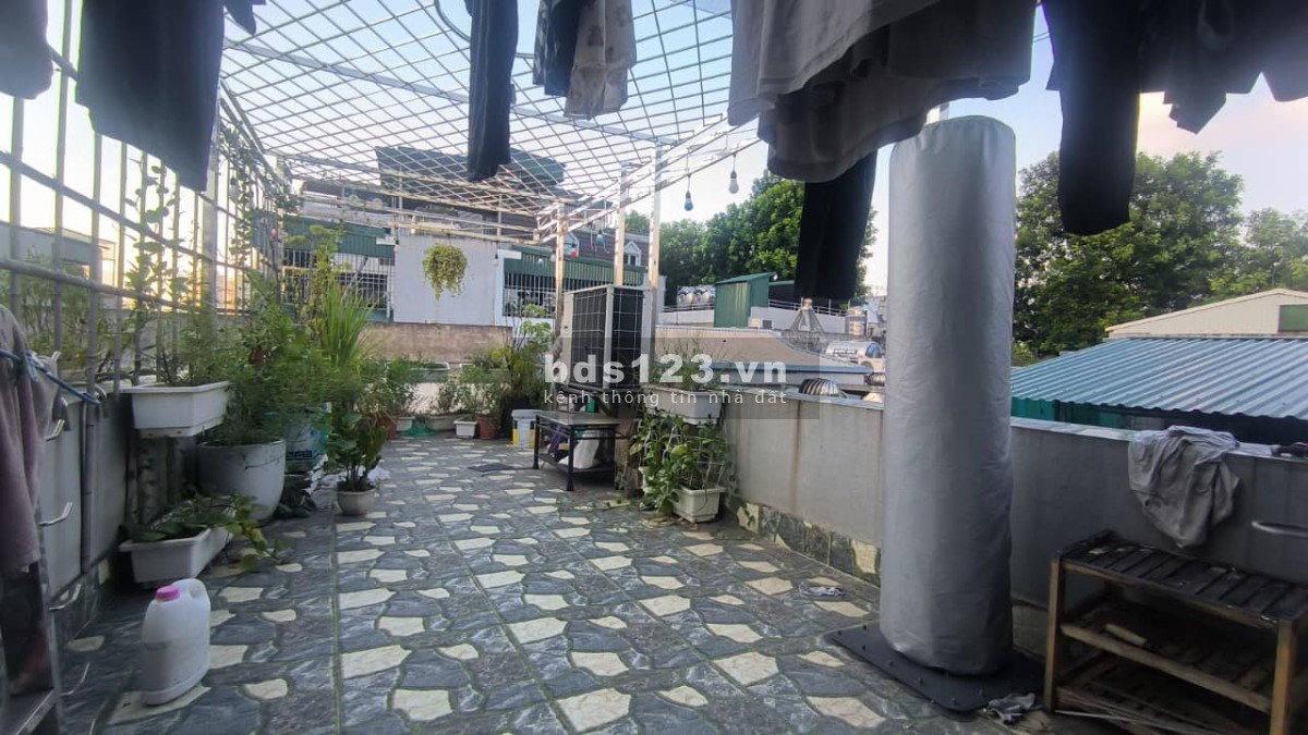 Bán nhà đẹp dân xây ngã tư Sở, 20m ra đường Láng, 36m² x 5 tầng, chỉ 5 tỷ !!!