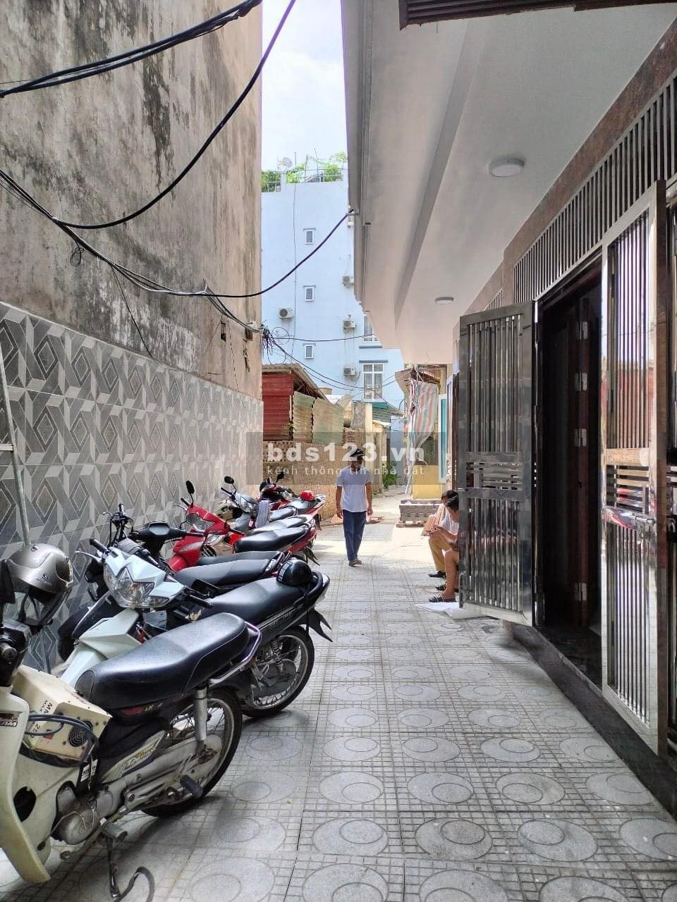 Bán nhà ngõ 79 Trần Cung, nhà mới xây 7 tầng thang máy, giá 7.5 tỷ
