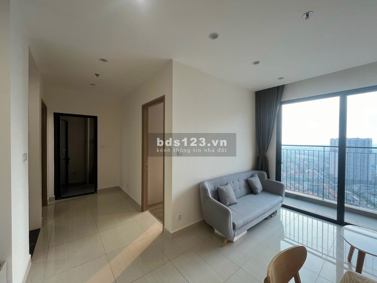 Bán căn 2N1VS toà S301 Vinhomes Smart City chỉ 2.3x tỷ bao phí full đồ gần nhà để xe nổi