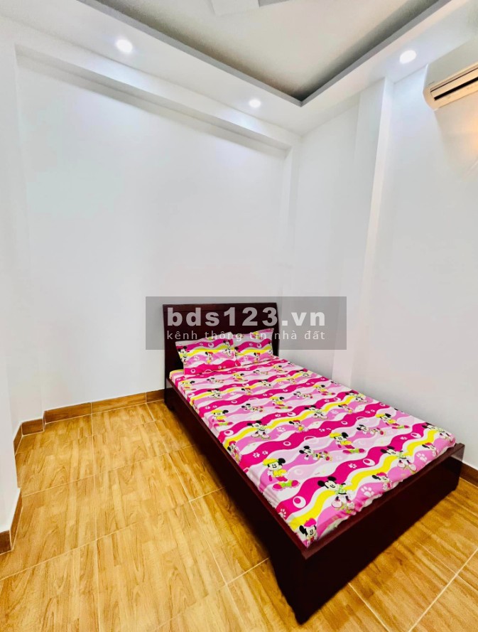Bán nhà mới, hẻm xe hơi, 2 tầng, 2PN, nhỉnh giá 3 tỷ