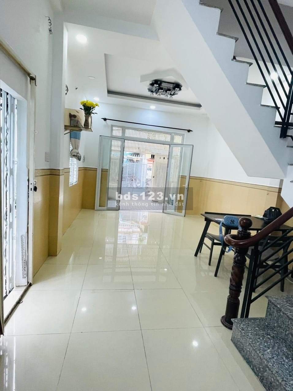 Bán Nhà 41m Thoáng Sáng Vuông Vức Vô Ở Liền Nguyễn Thượng Hiền