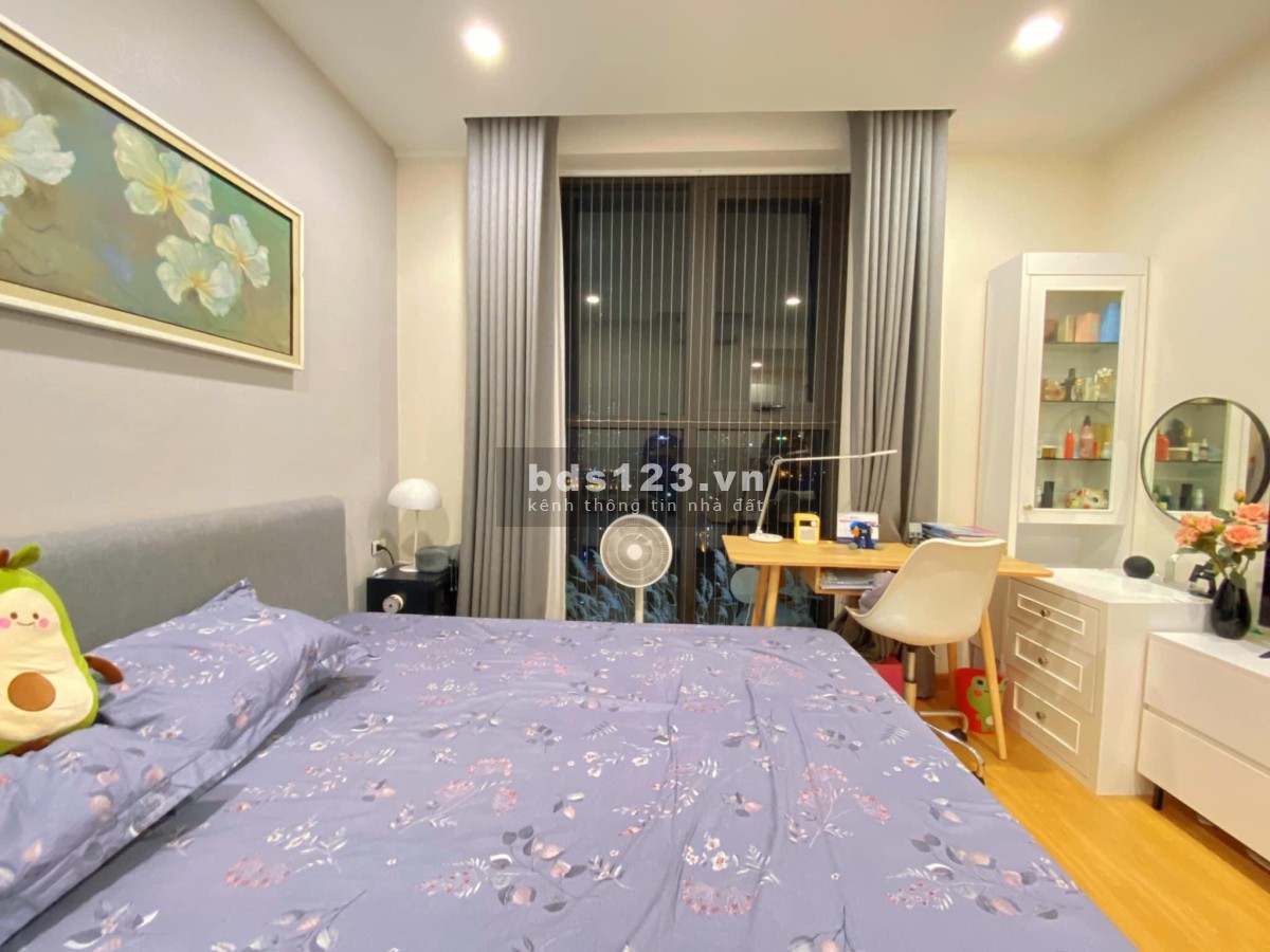 Siêu hiếm! Chung cư Viện 103 Văn Quán 115m2 3PN nhà siêu đẹp full nội thất xịn, 2 ban công chỉ 3 tỷ