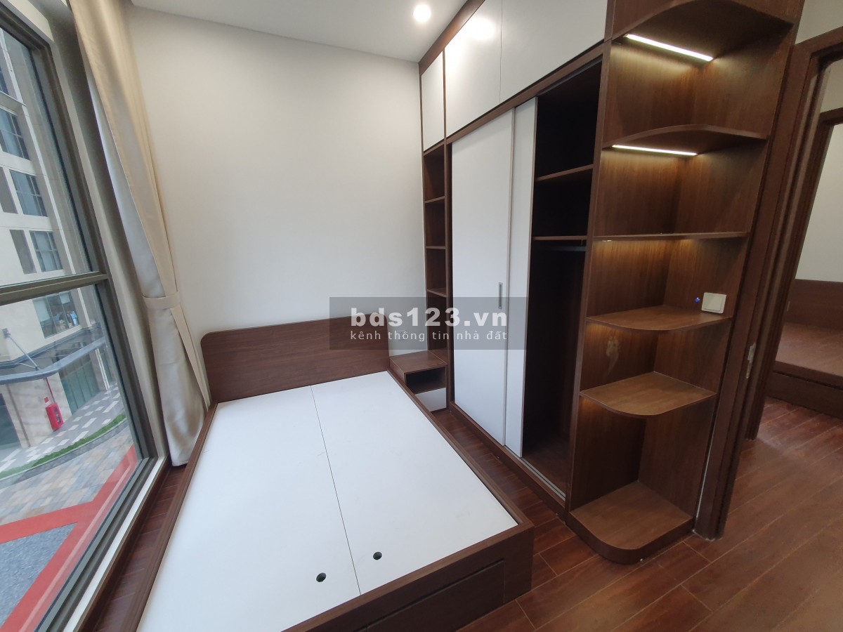Cho thuê căn 2 phòng ngủ + 2WC . Miễn phí slot để ô tô tại Masteri Waterfront - Vinhomes Ocean Park