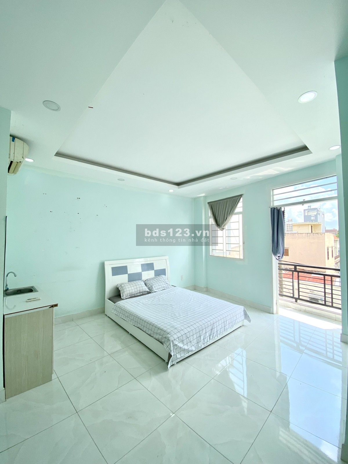 Phòng mới, có nội thất, ban công. Đường Quang Trung, Gò Vấp