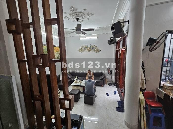 Bán nhà Trung Liệt, Đống Đa, dt 44m2, mặt tiền 6.7m, giá 5.8 tỷ, sđt : 0934667468