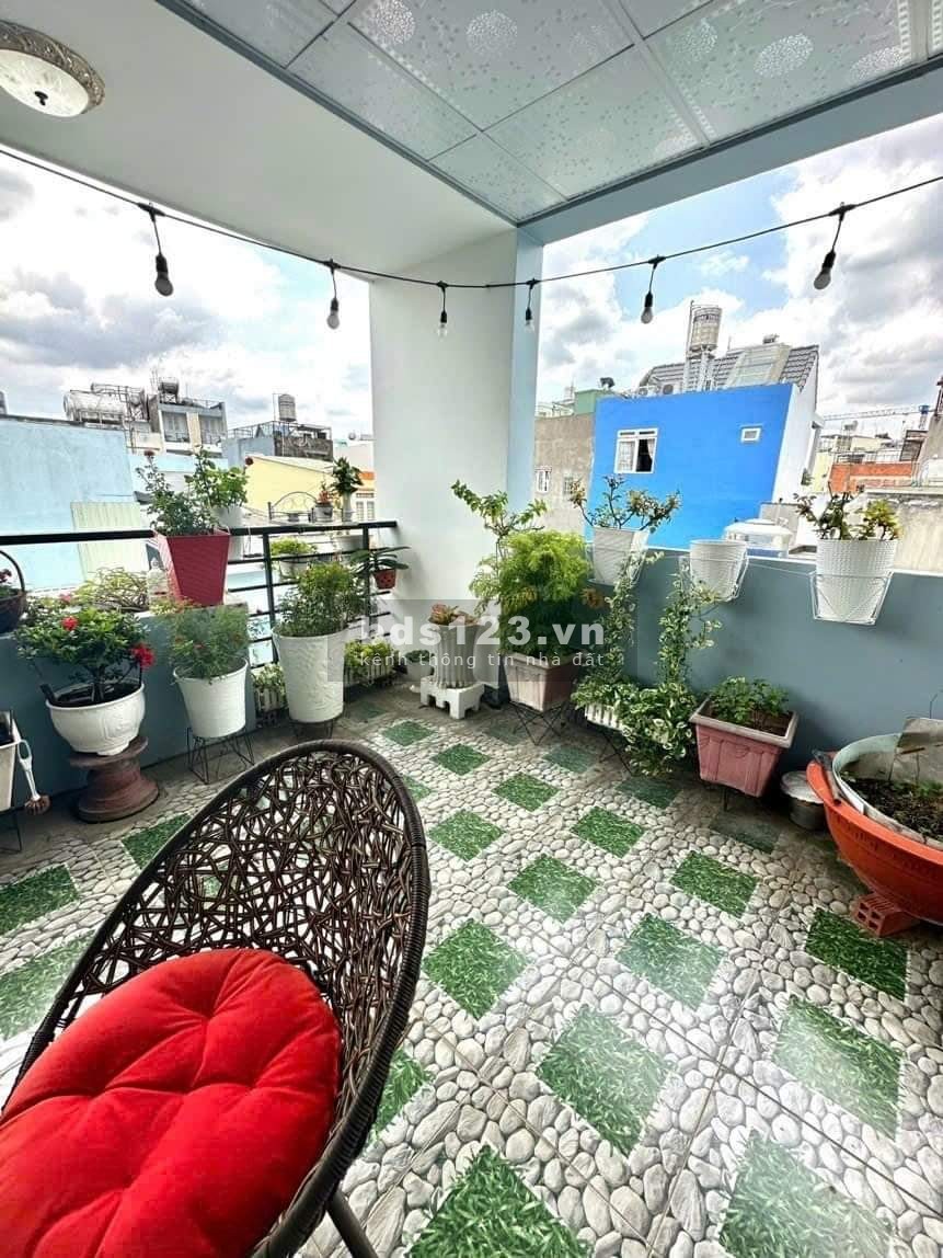 Bán nhà đẹp hiện đại - Khu VIP Gò Vấp - Đường Quang Trung - 64m2 - 3 tầng.
