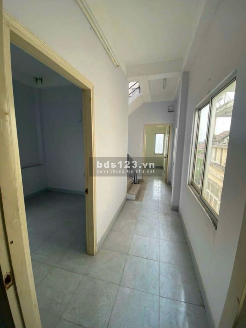 Bán nhà Củ Chi, Trần Tử Bình, Tân Thông Hội, DT 111m2 , SHR, Giá cắt lỗ 675tr