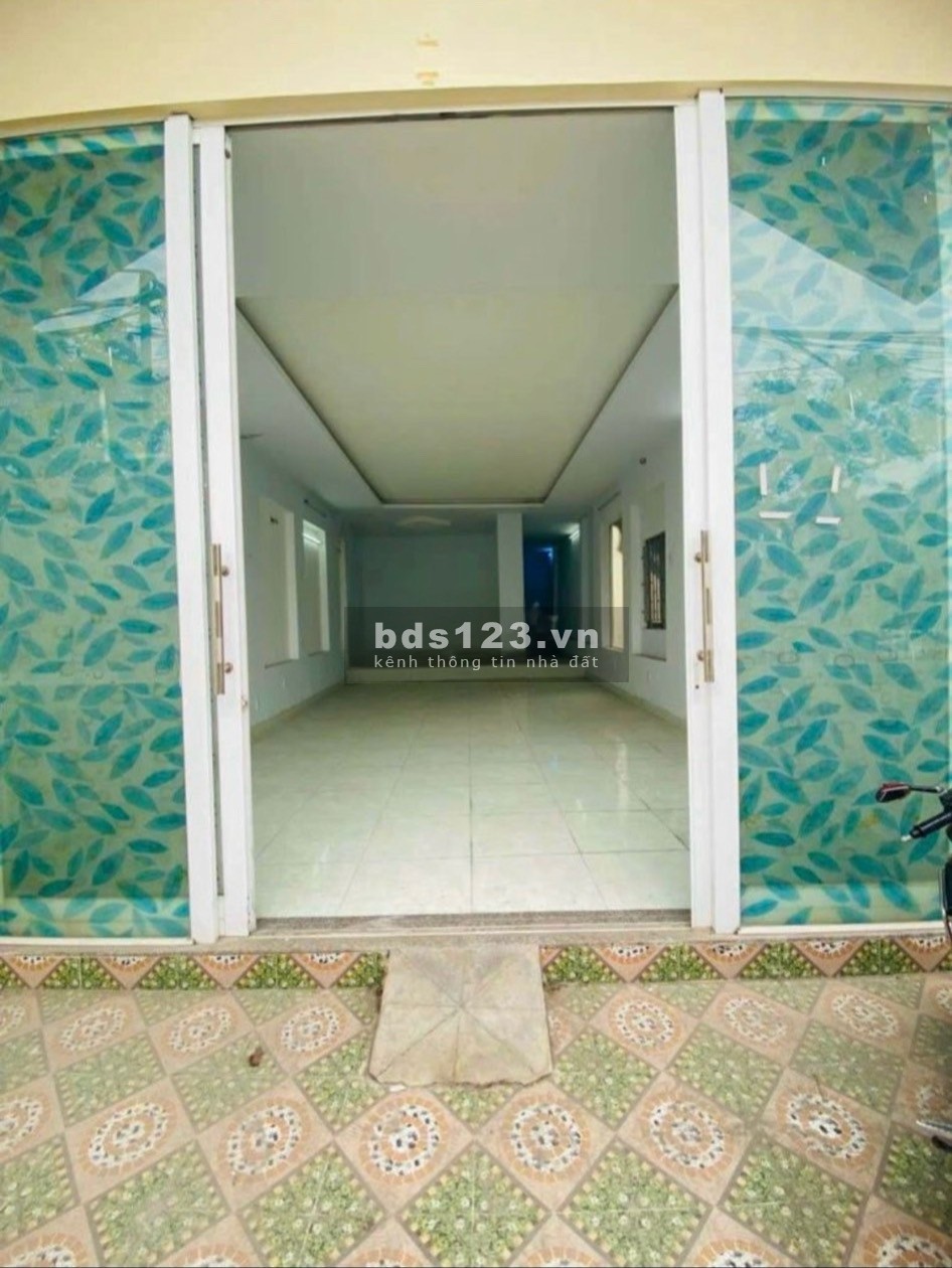 Bán nhà Củ Chi, Trần Tử Bình, Tân Thông Hội, DT 111m2 , SHR, Giá cắt lỗ 675tr