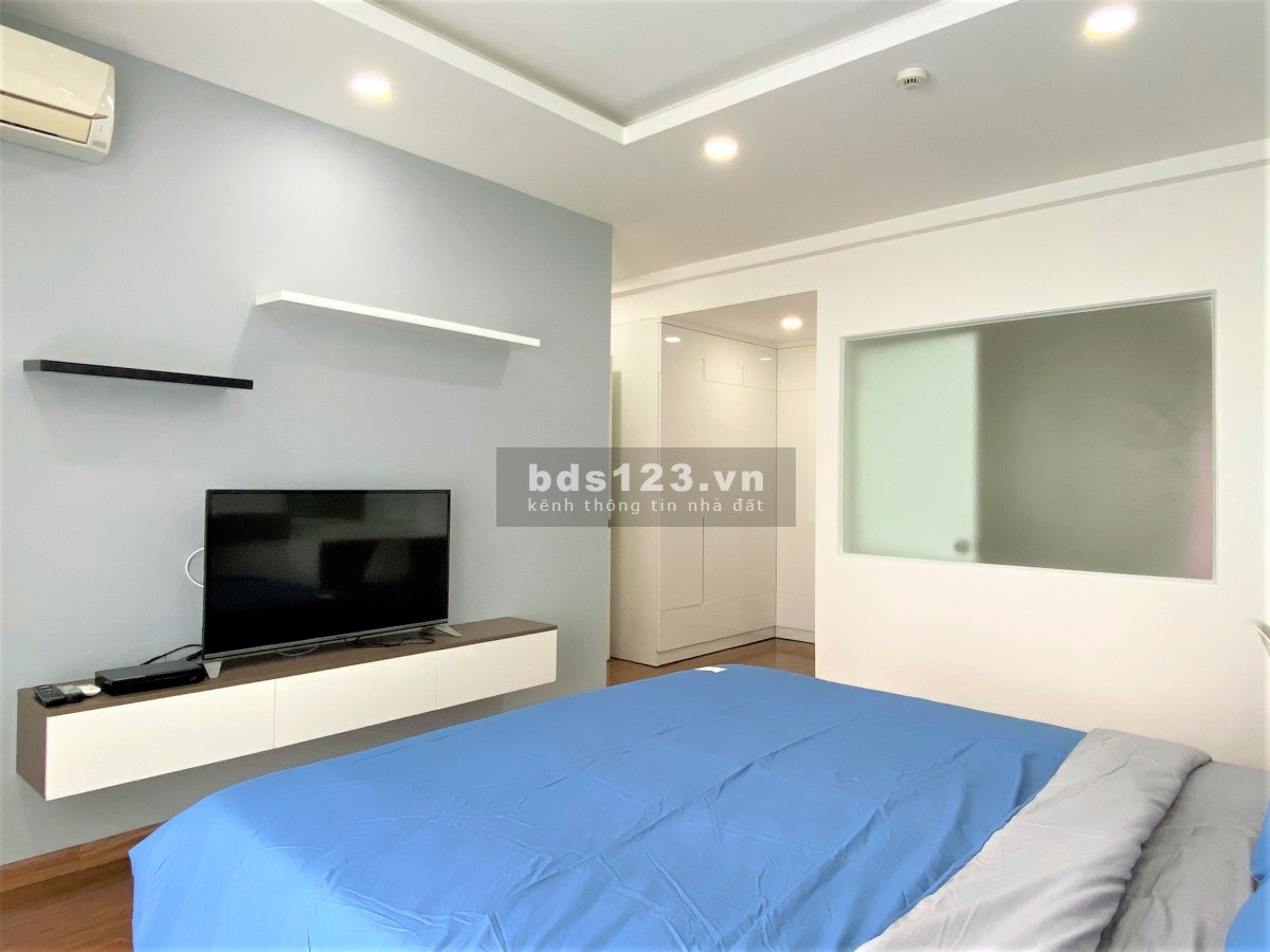 Bán gấp căn hộ Green valley, 3pn 124m2 ngay crescent mall, quận 7