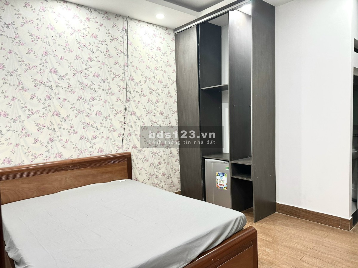 Phòng full nội thất như hình mới tin Huỳnh Tấn Phát, quận 7