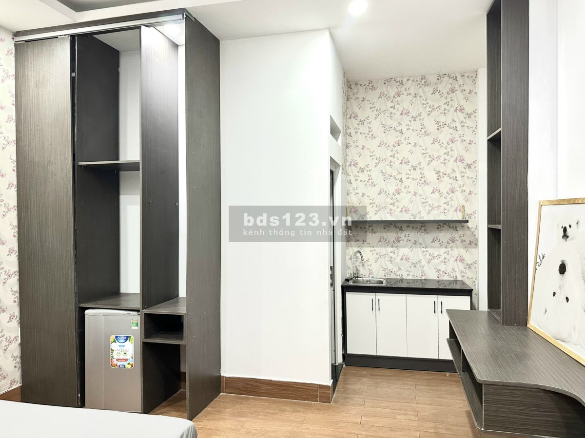 Phòng full nội thất như hình mới tin Huỳnh Tấn Phát, quận 7