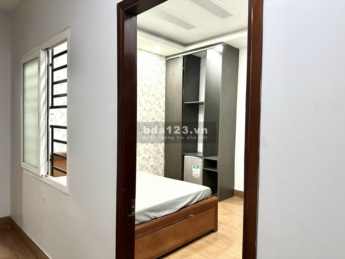 Phòng full nội thất như hình mới tin Huỳnh Tấn Phát, quận 7
