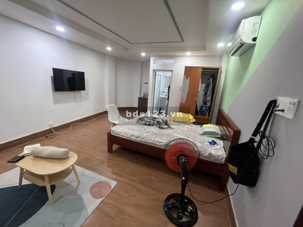 Phòng 5 triệu 6 full nội thất thêm soffa tủ giầy bàn ăn