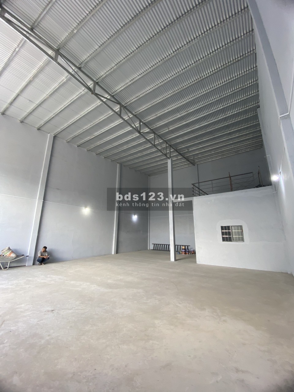 Xưởng gạch mới xây - giá tốt - đường 1B, Bình Chánh - hướng Nam