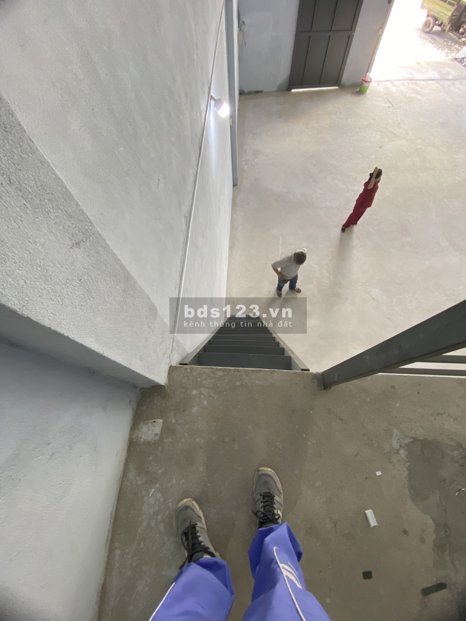 Xưởng gạch mới xây - giá tốt - đường 1B, Bình Chánh - hướng Nam