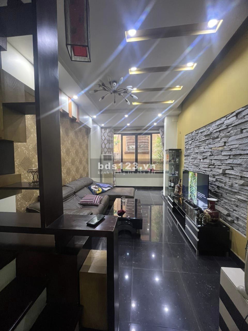Bán nhà Láng Hạ, 44m*5tầng, An sinh tốt, vài bước ra mặt phố