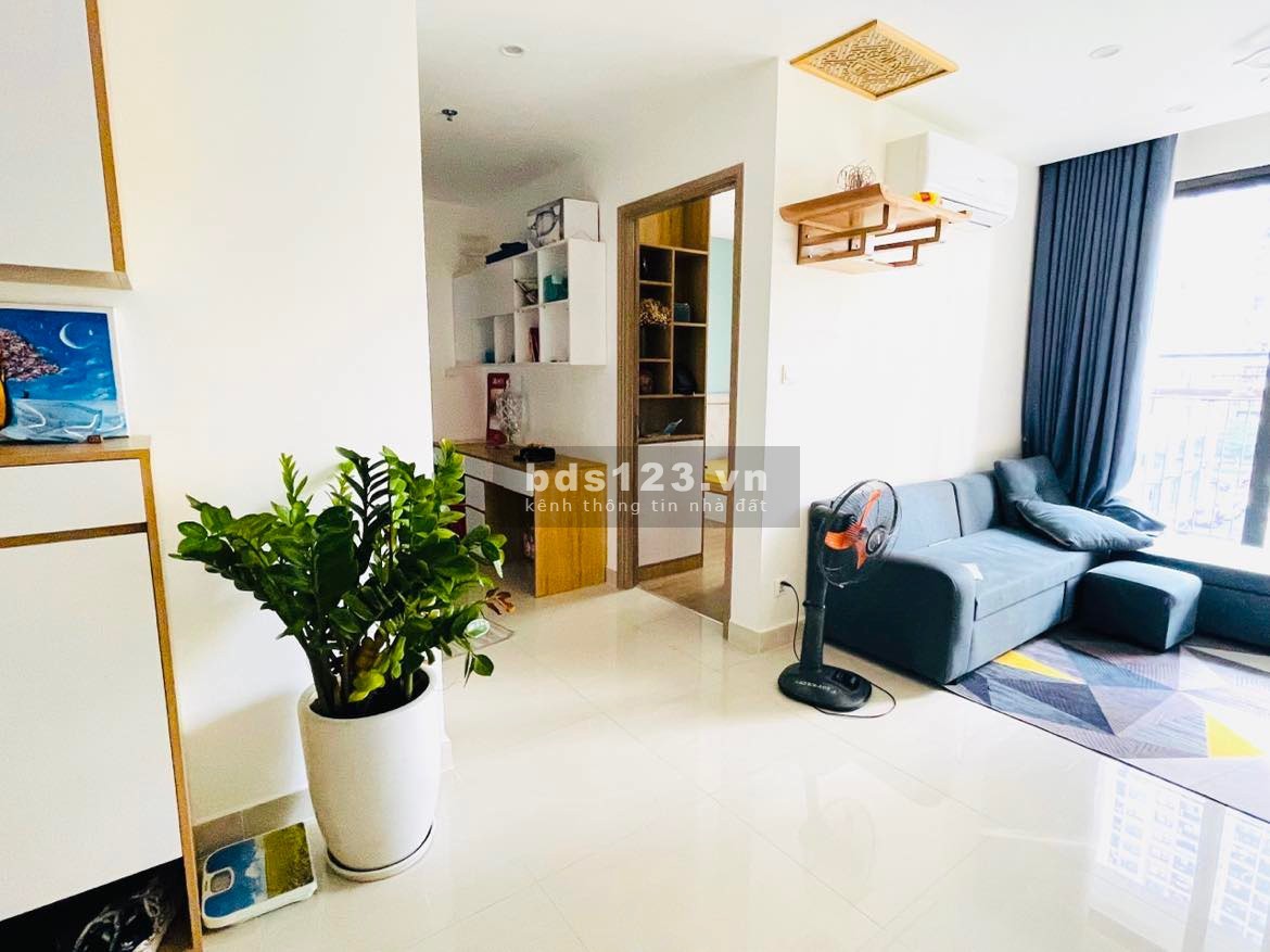 Bán căn hộ Vinhomes Smart City 2PN1WC, DT 55m² full ban công Đông Nam, giá 2.4 tỷ