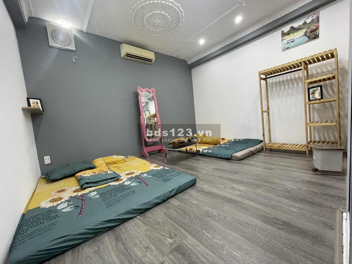 Phòng 45m2 lầu 1, có phòng ngủ, phòng khách tách riêng bếp giờ tự do7500