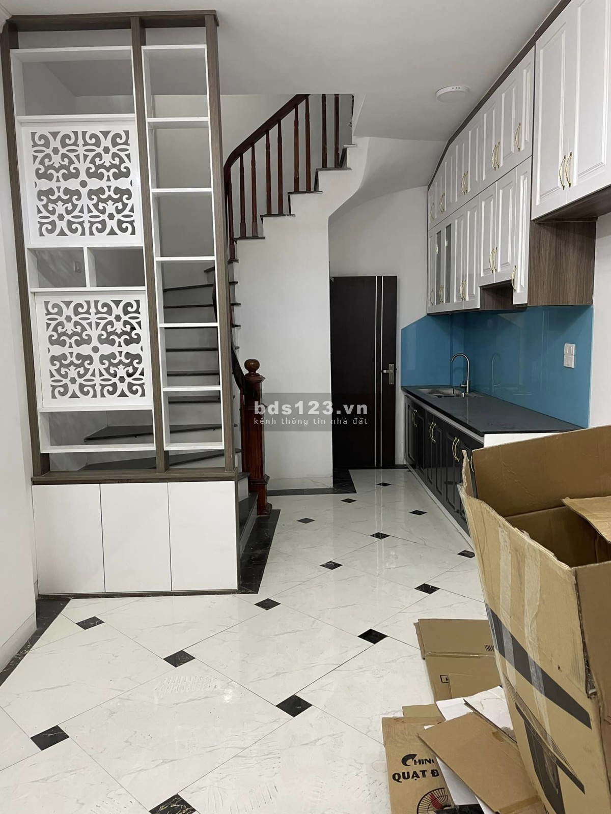 VỊ TRÍ GẦN TRƯỜNG ĐẠI HỌC THƯƠNG MẠI, ĐẠI HỌC SÂN KHẤU ĐIỆN ẢNH, ĐẠI HỌC QUỐC GIA