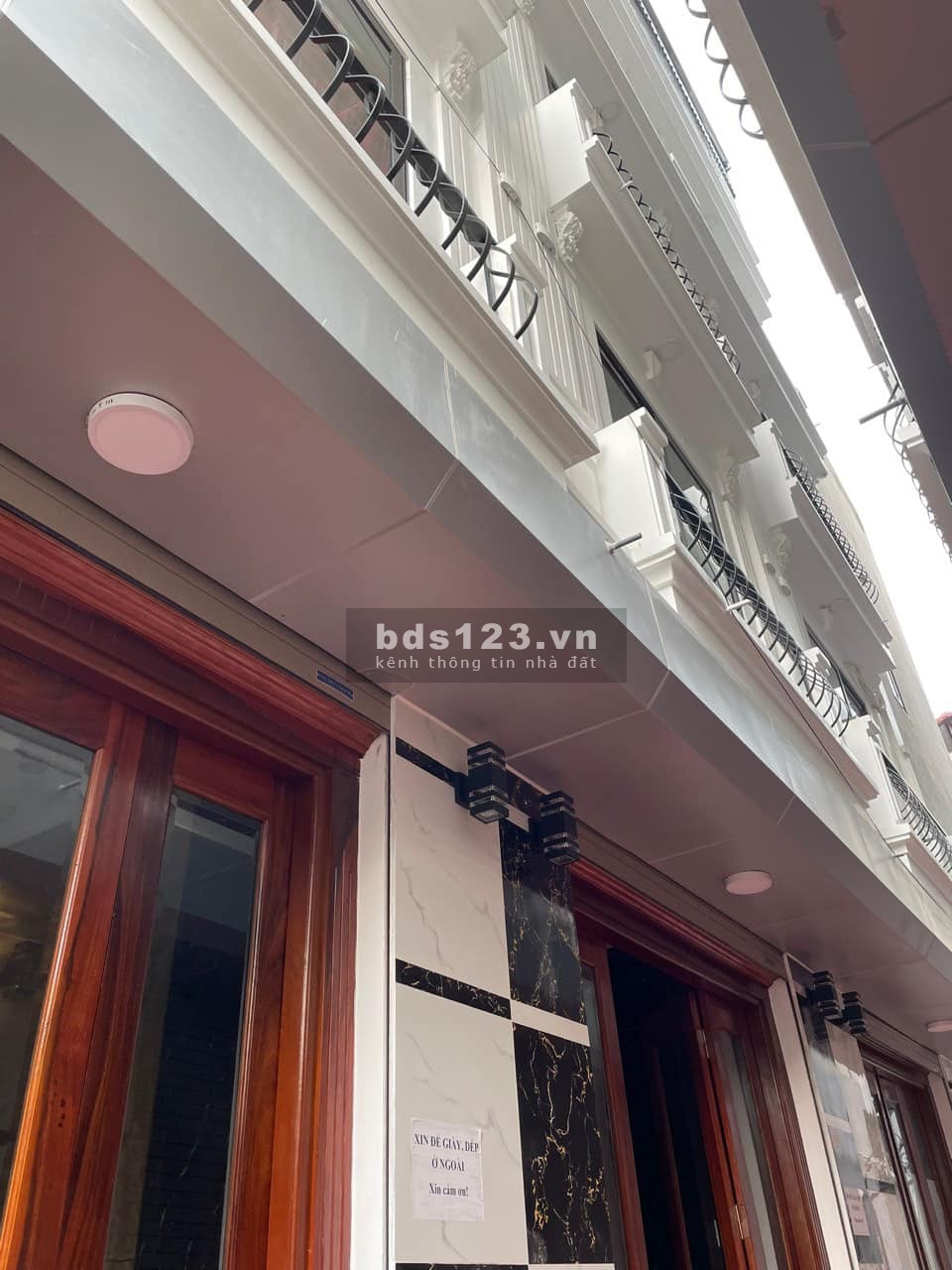 GẦN TRƯỜNG ĐẠI HỌC MỎ ĐỊA CHẤT, HỌC VIỆN TÀI CHÍNH, ĐẠI HỌC TÀI NGUYÊN VÀ MÔI TRƯỜNG