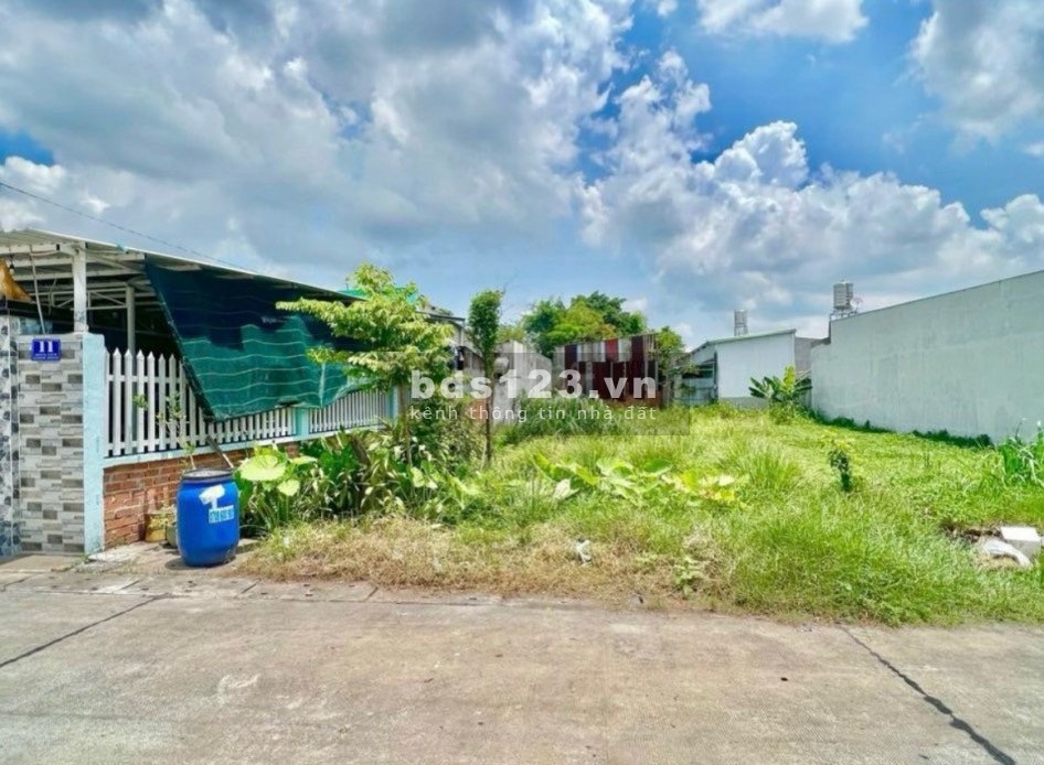 Bán đất ngợp, thổ cư, Lê Thị Sắt, Tân Phú Trung, chính chủ, 123m2, 575 triệu, Sổ Sẵn