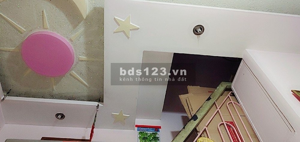 Cách mặt tiền đường 20M - Gần khu chung cư cao cấp, nhà vừa ở vừa cho thuê đều được
