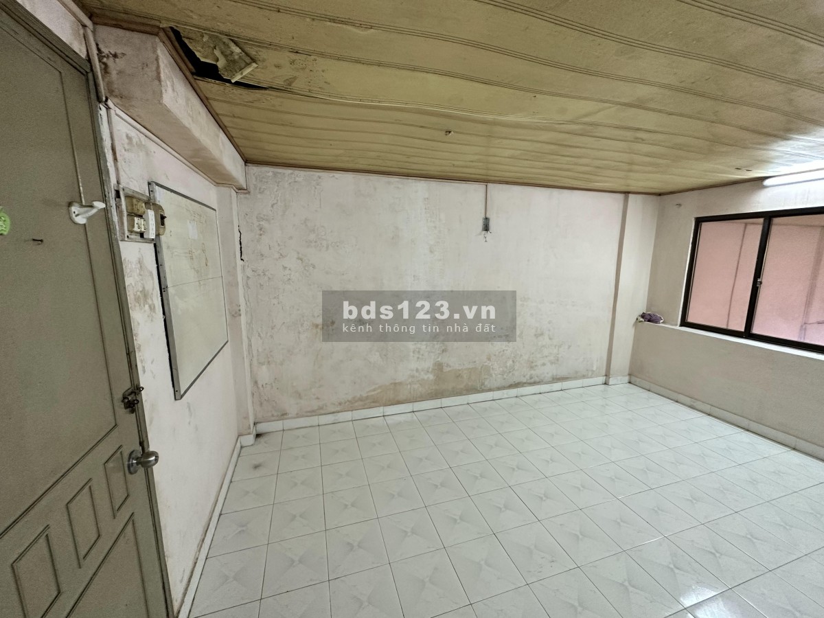 Cho thuê đất/nhà QL50, Quận 8 (96m2)