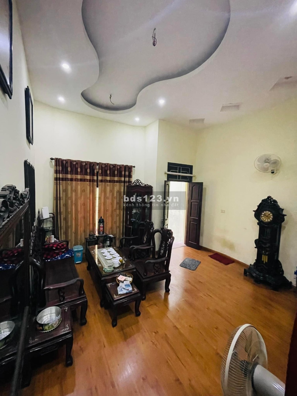 Bán nhà Thổ Quan, Đống Đa 29m2, 4 tầng, nhỉnh 2 tỷ