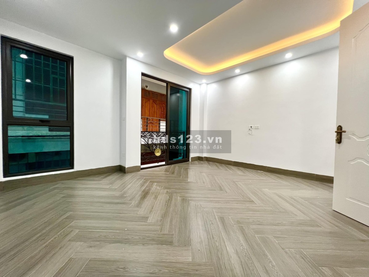Chủ cần bán nhà Nguyễn Khang Cầu Giấy 48m ôtô vào nhà 6 tầng thang máy kinh doanh giá nhỉnh 10 tỷ