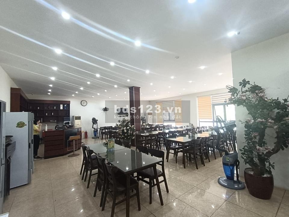 Bán gấp khu tổ hợp công viên và thể thao và dịch vụ hỗn hợp hồ sen