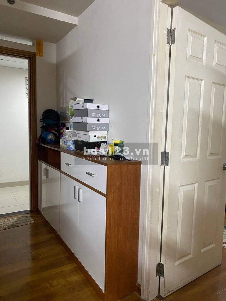 Bán căn hộ Ehome 3 chính chủ, có sổ hồng, 2 phòng ngủ, 2 toilet, DT 64m²