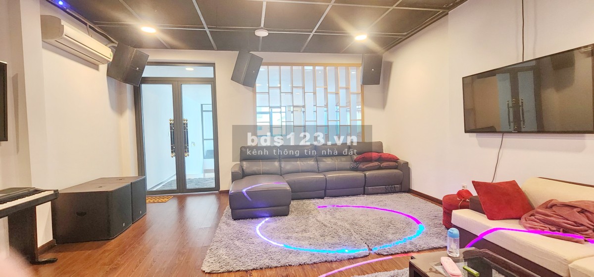 Giảm gấp 2 tỷ - Bán nhà 180m² mặt tiền 34A Lâm Văn Bền Quận 7 giá: 28 tỷ