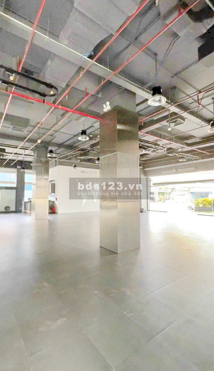 Cho thuê mặt bằng vị trí đẹp 571 Huỳnh Tấn Phát ( Thiên Hoà ) Quận 7 giá 170tr/tháng
