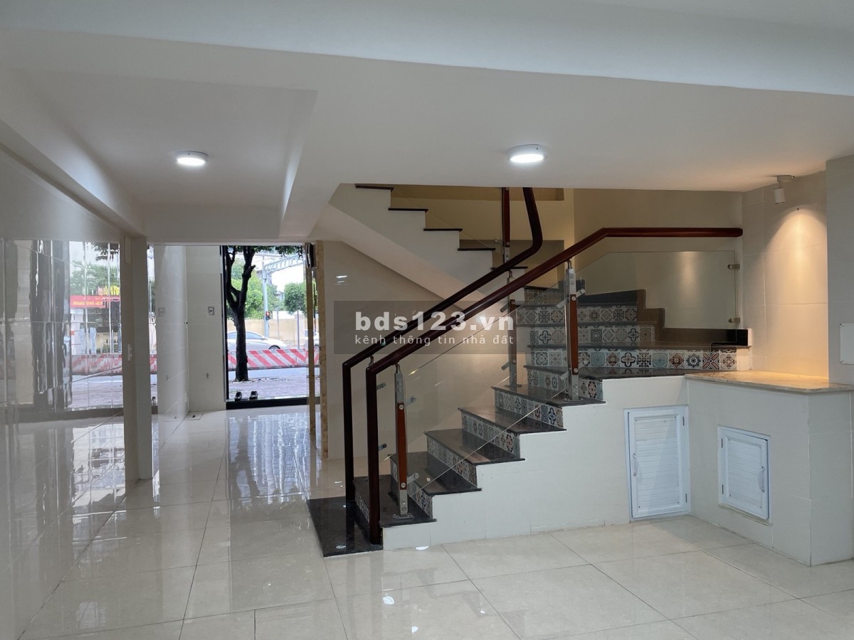 Mặt tiền kinh doanh tốt nhất Bình Thạnh !!!