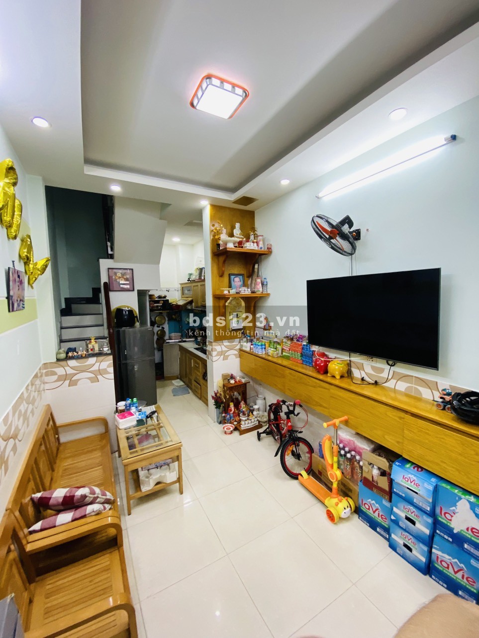 Bán nhà 2 lầu 1 sân thượng P9 Q4 cực đẹp mua vào ở ngay giá mềm