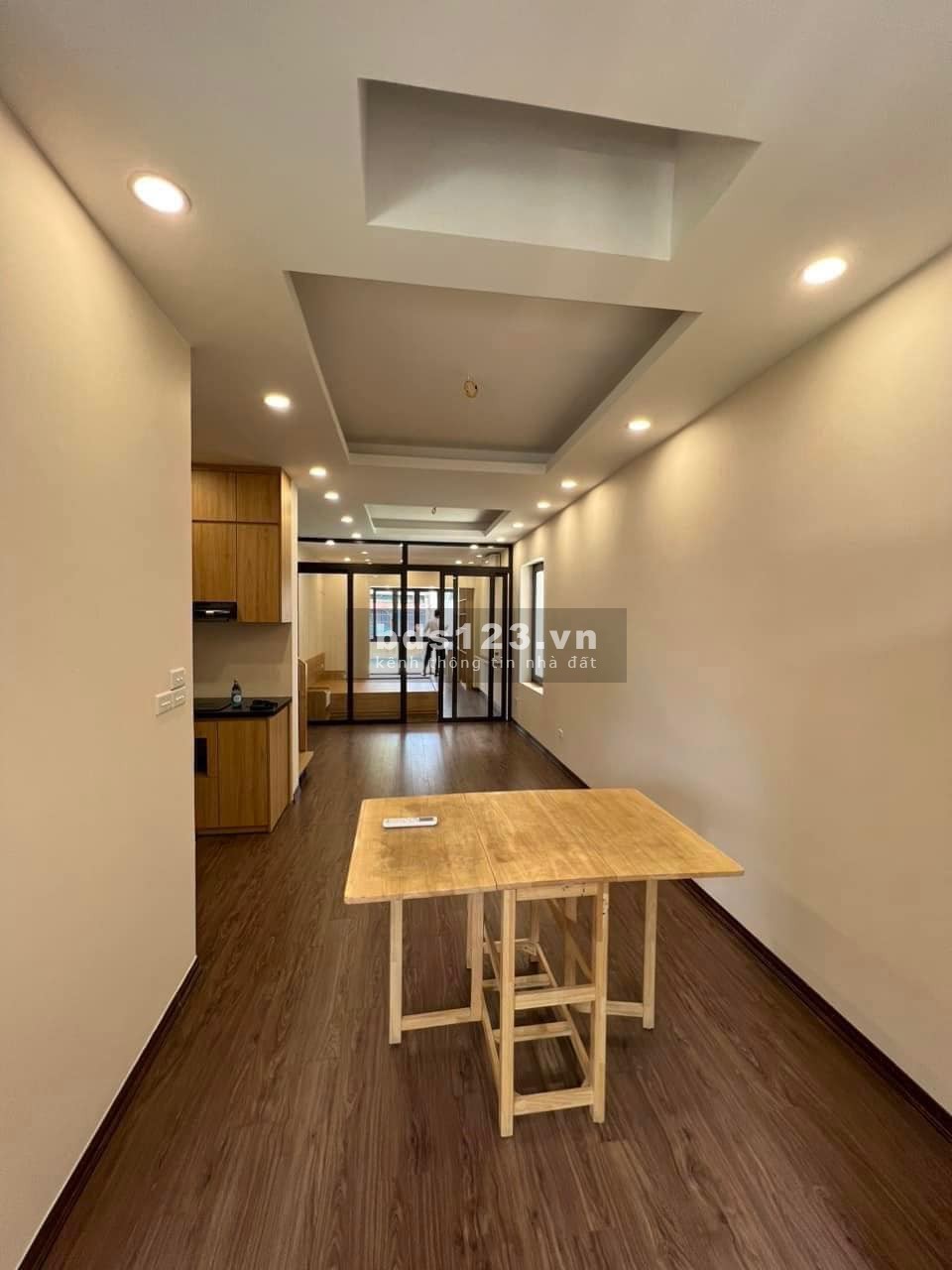 Siêu Hiếm! Chỉ 2.85 tỷ sở hữu Penhouse Lâm Nghiệp 120m2- Căn góc 4 PN - Full nội thất - Slot ô tô