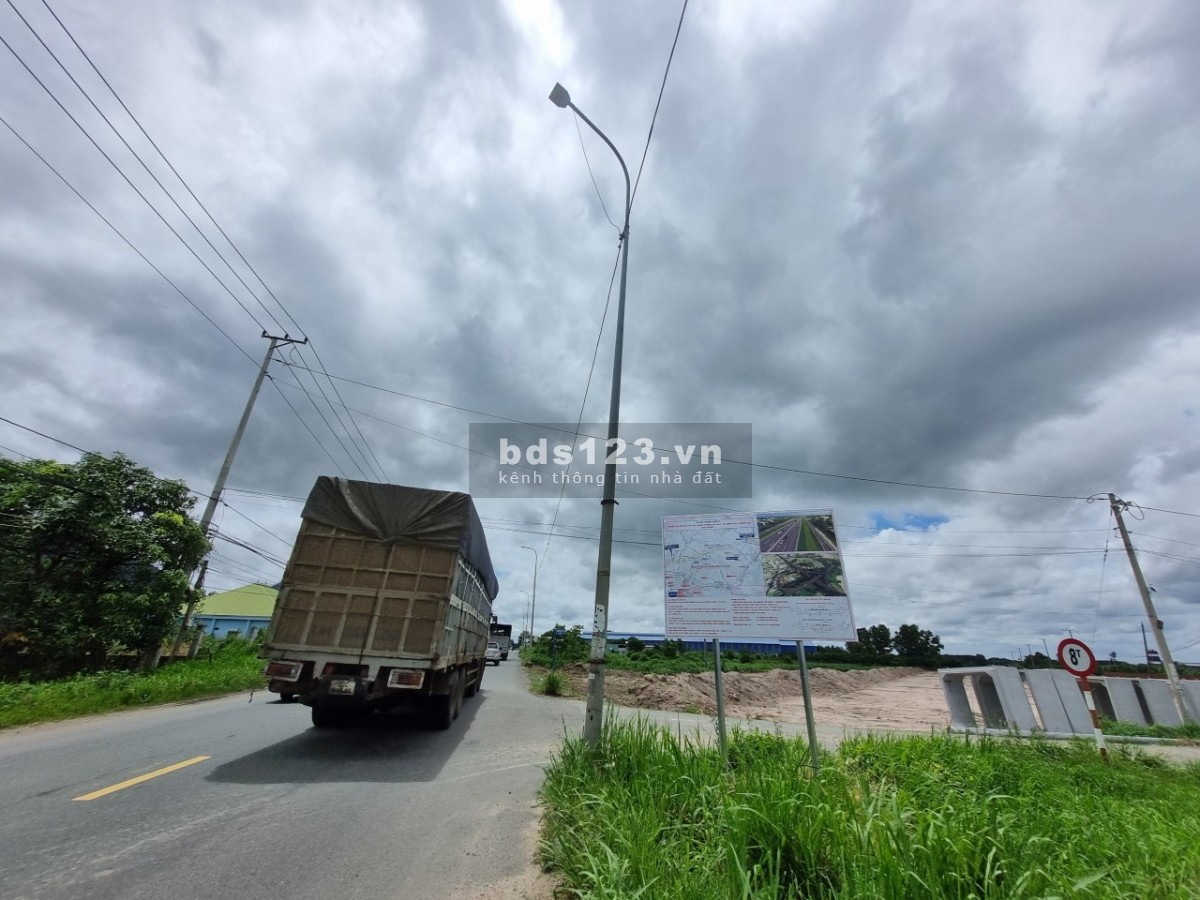Bán đất Thị xã Phú Mỹ - Bà Rịa Vũng Tàu giá 900 Triệu - LH: 0789526272