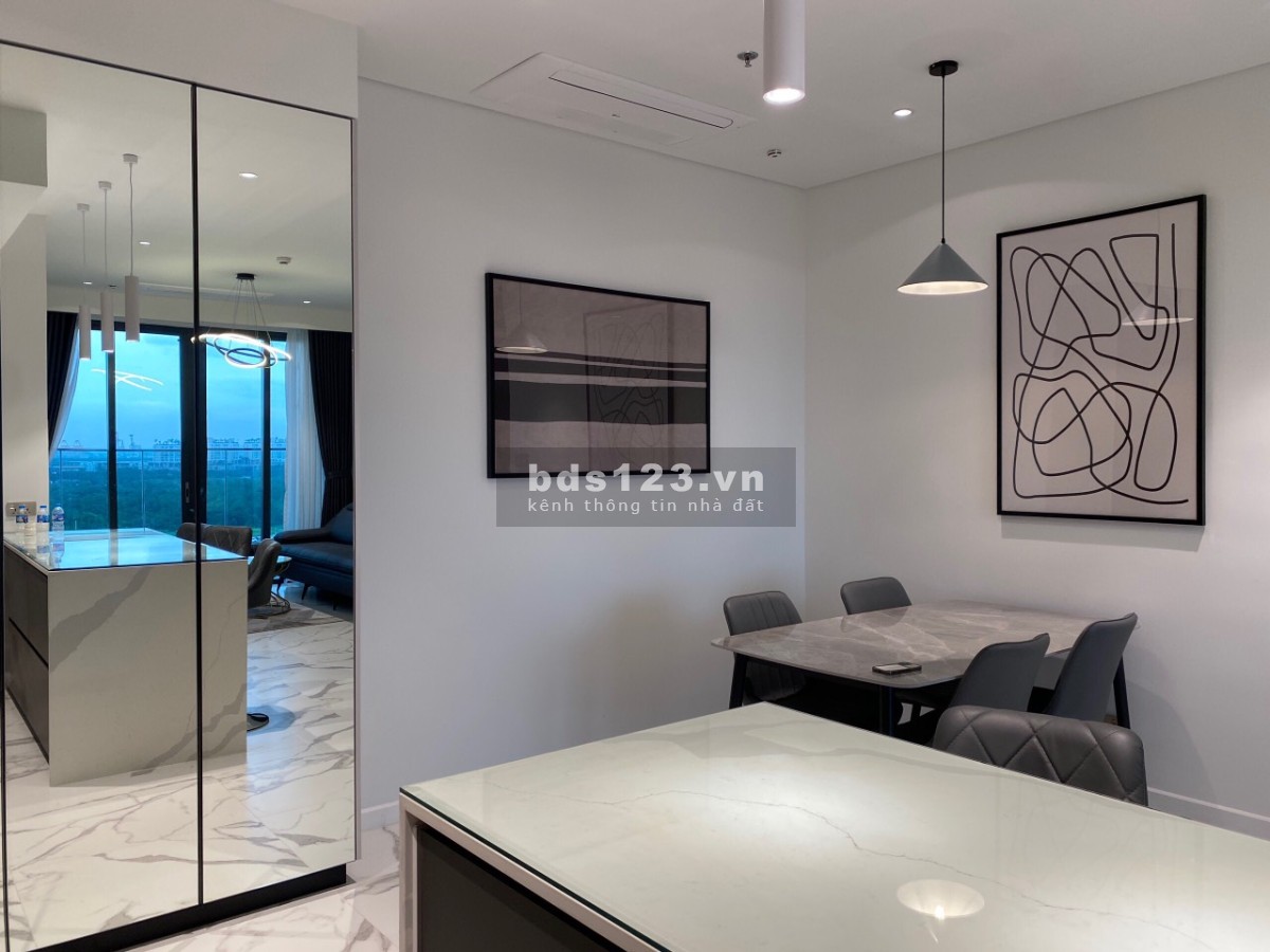 Cho thuê Metropole khu the Crest 2PN full nội thất - căn góc giá 2000$ tháng