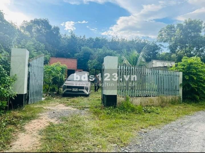 Chủ ngợp bán nhanh 426m2 đất, giá chỉ 510tr, tại đường 28 Ấp Bến Mương, Thạnh Đức, Gò Dầu