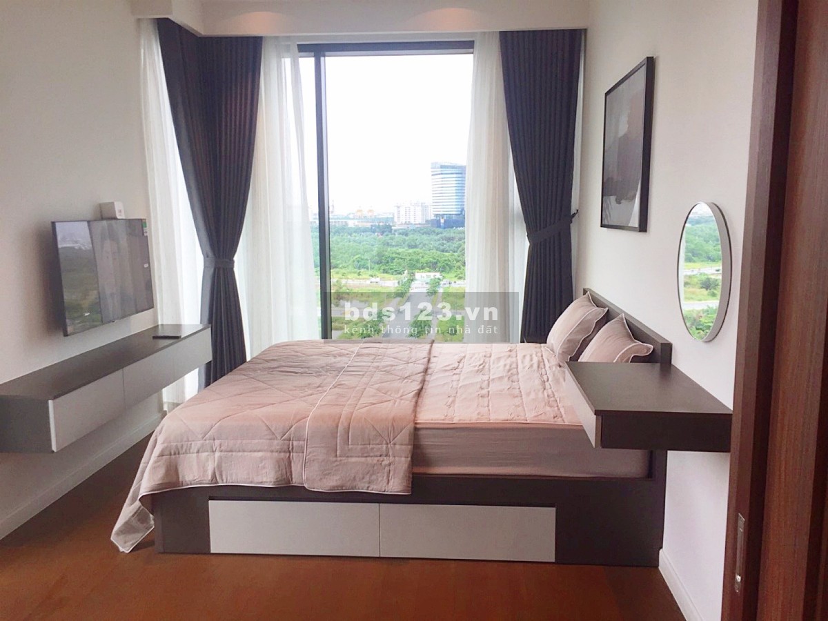 Cho thuê Metropole khu the Crest 2PN full nội thất - căn góc giá 2000$ tháng