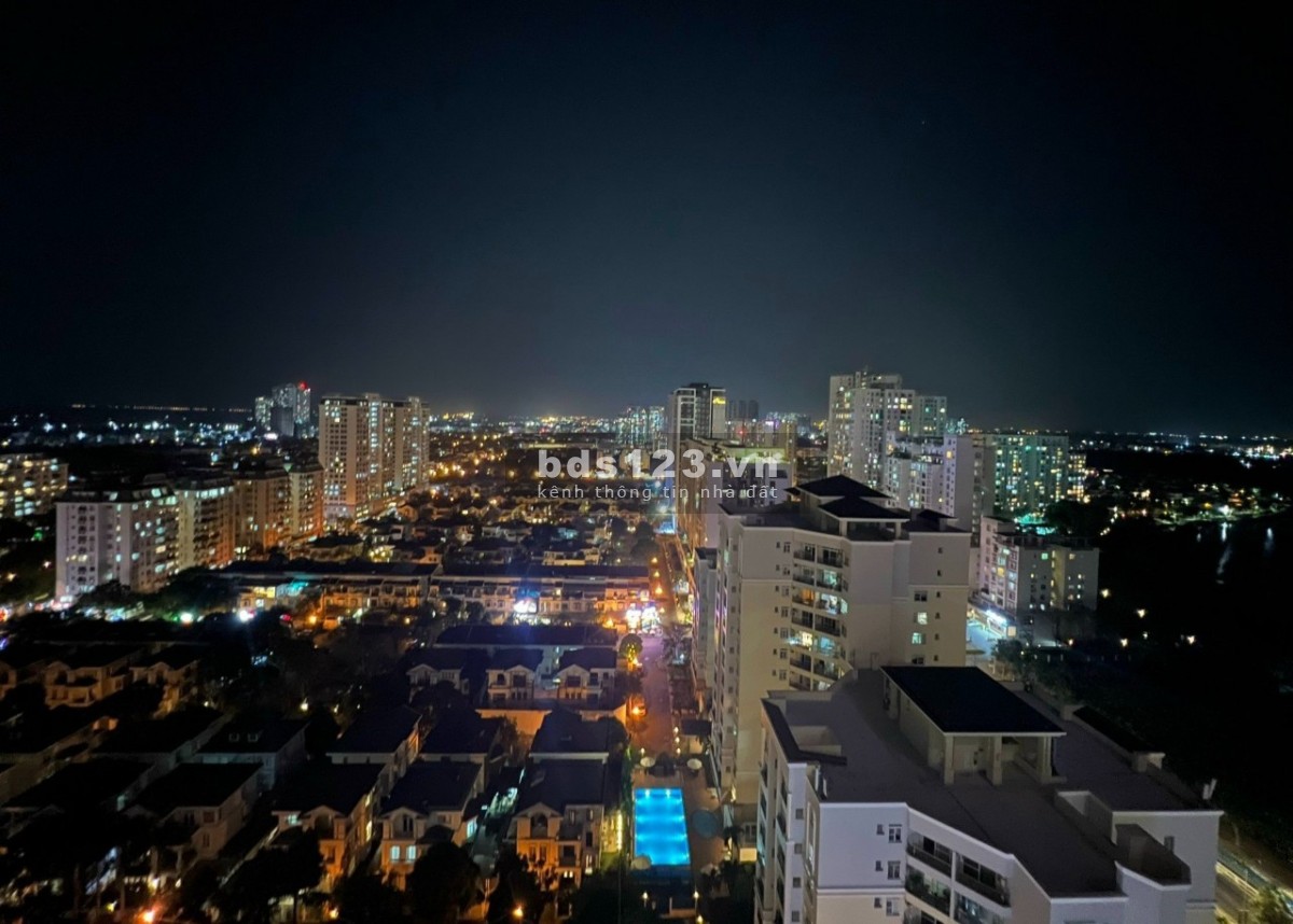 HOT - Chủ Bán Gấp 2 Căn hộ Midtown Phú Mỹ Hưng, Full nội thất cao cấp, Có ô xe hầm giá 5.7 - 6.4 tỷ