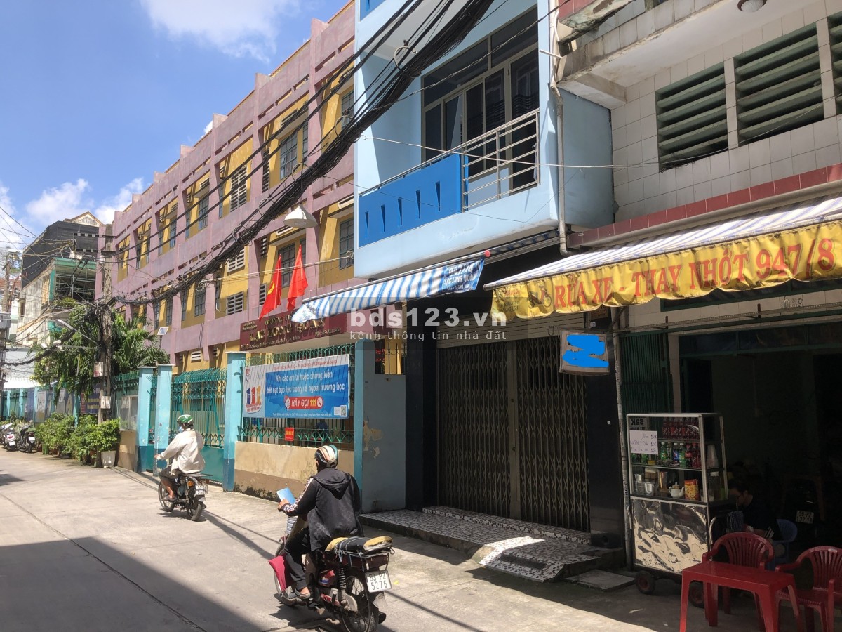 Bán nhà hẻm xe hơi 947 Lạc Long Quân, Tân Bình (4*13), 4 tầng, ngay chợ Tân Bình