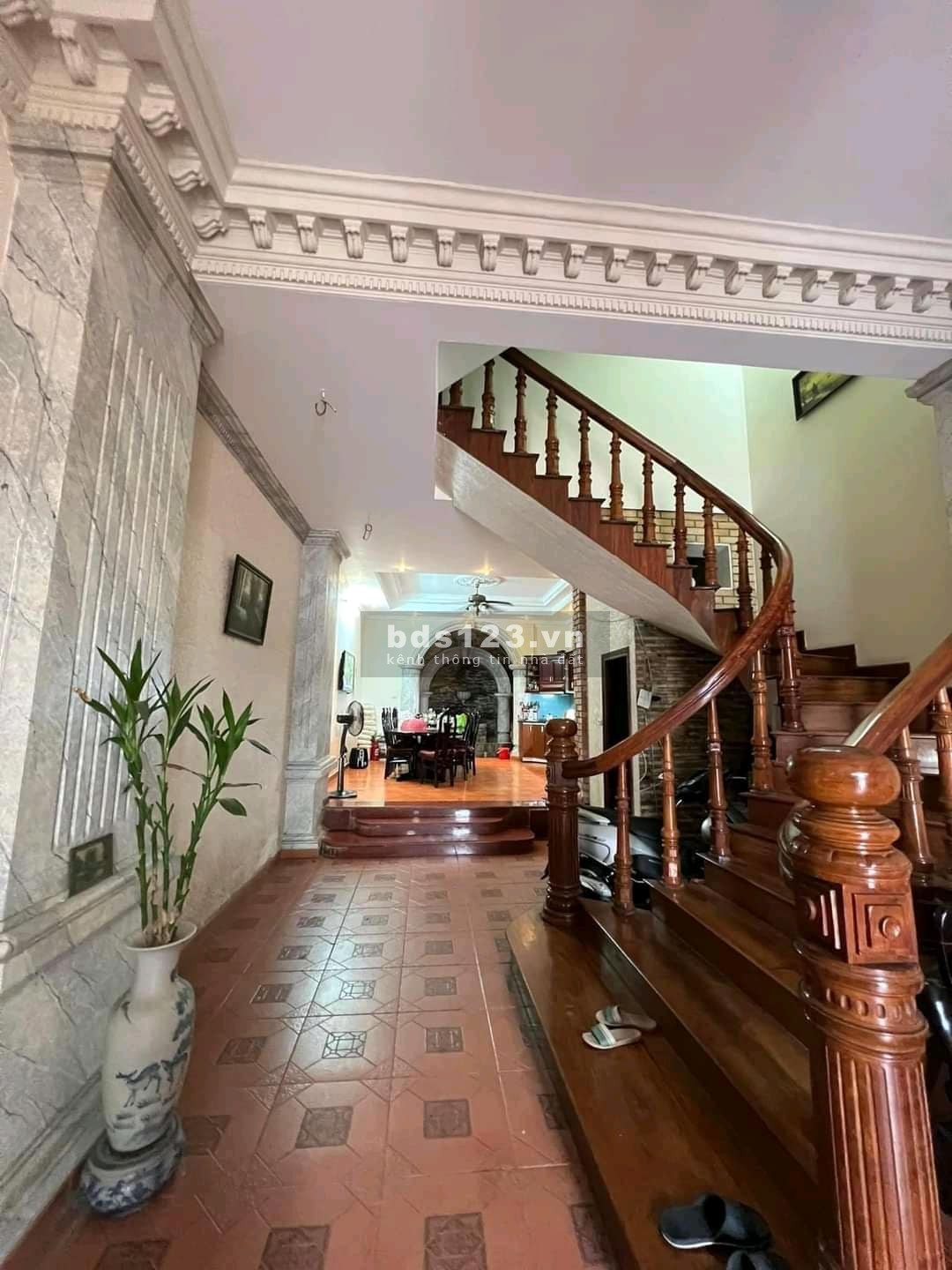 Bán nhà phân lô, khu đô thị Trung Yên, Cầu Giấy. Vị trí đẹp, hiếm có, ở sướng. DT 103m², giá 30 tỷ