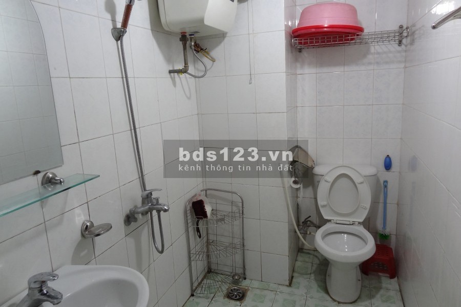 Chính chủ cho thuê căn hộ chung cư 65m2,