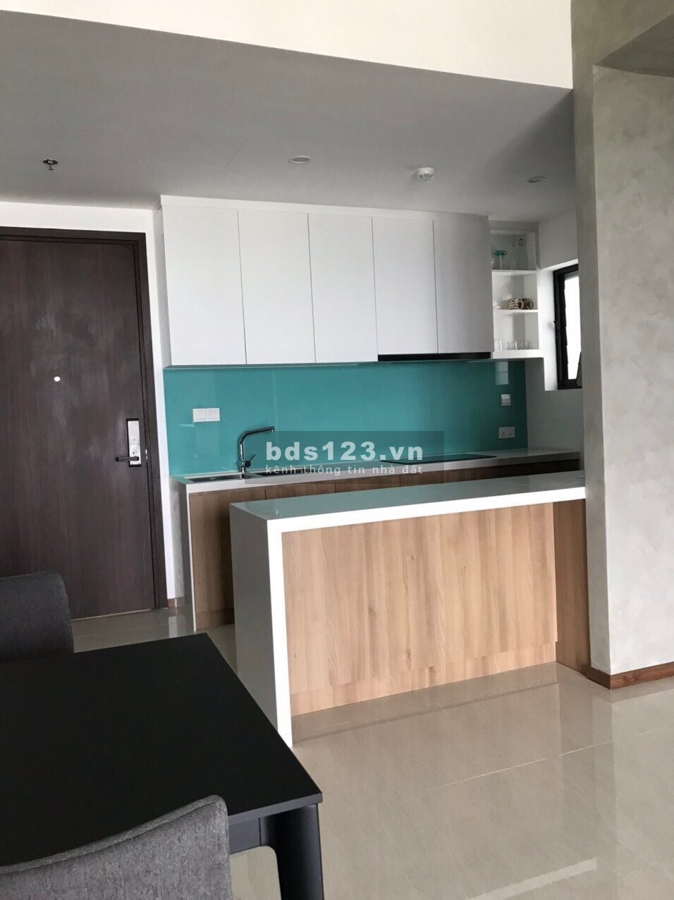 Căn hộ ngộp - cần bán gấp căn 2PN 81m2 giá chỉ 5.5 tỷ tặng nội thất cao cấp LH 0362347977 (Ms.Thảo)