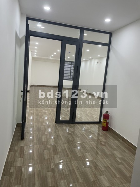 Nhà mặt tiền kinh doanh 41 đường Hoàng Quốc Việt, Phú Thuận, Quận 7 .Dt 5x25m